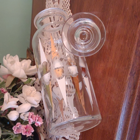 Mid century Modern Apothecary Jar - Picture 2 of 5